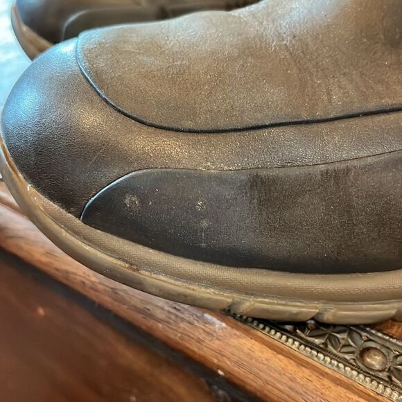 Stacy Adams brown leather Chukka boots, size 10.5!
